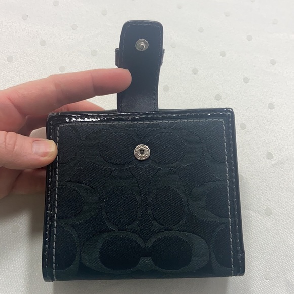 Authentic Coach Soho Signature Black Bi-Fold Buckle Wallet - Picture 11 of 16